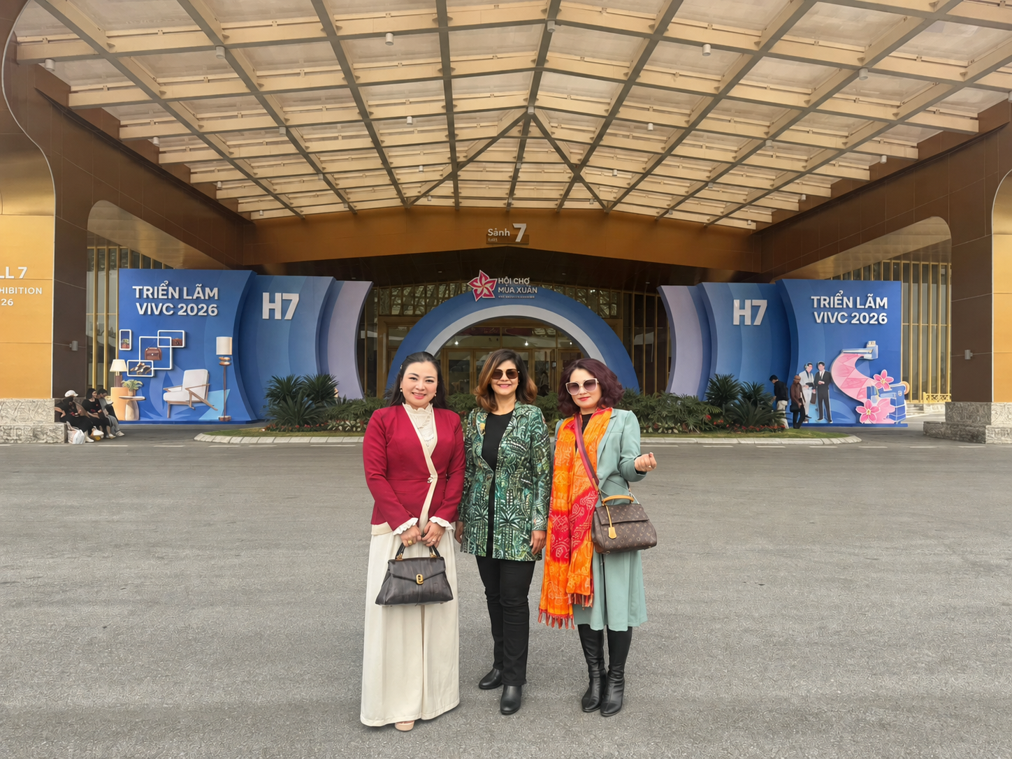 Dr. Rashmi Saluja Leads Strategic India–Vietnam Economic Engagement - section 1 image 1