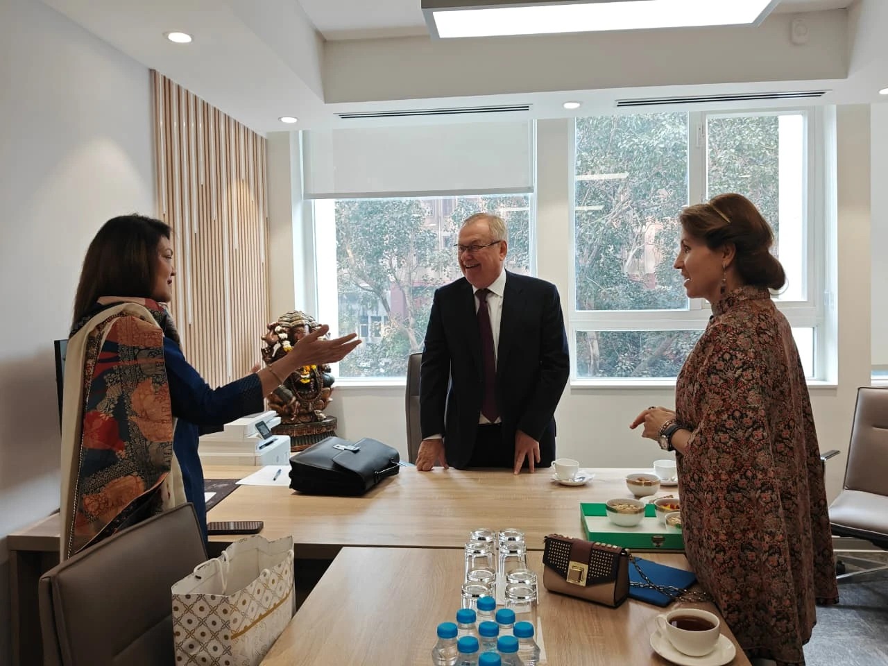 Dr. Rashmi Saluja Strengthens India–Russia Financial Cooperation